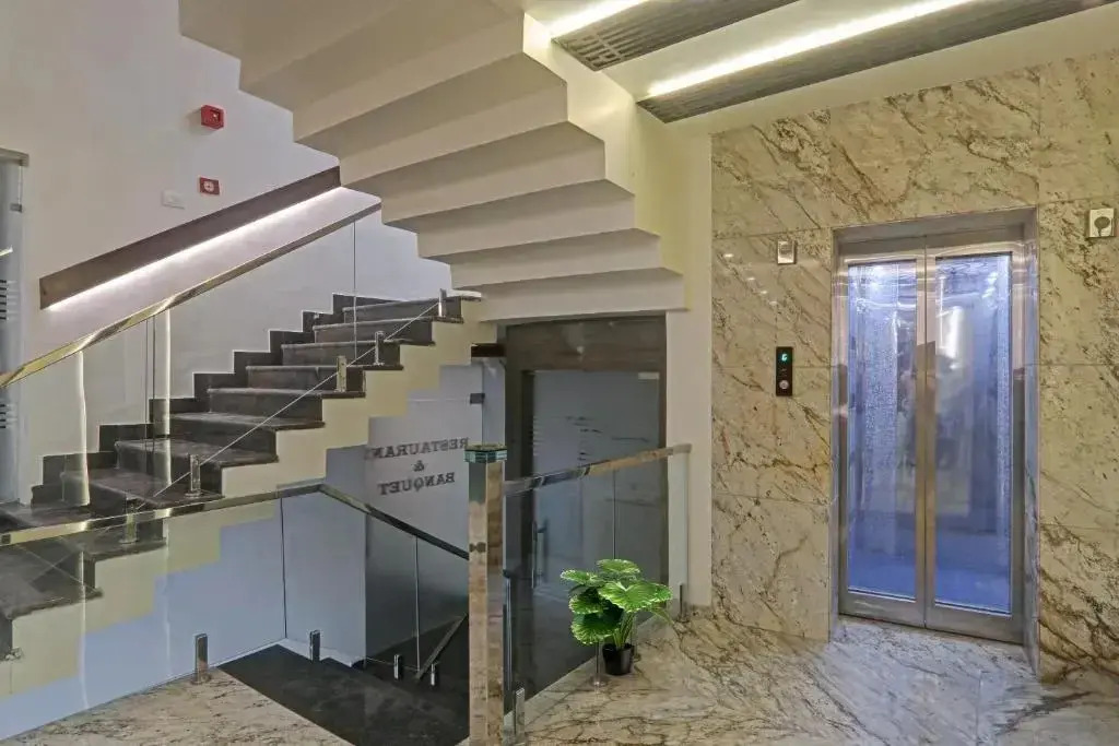 Townhouse 1160 P s Palace