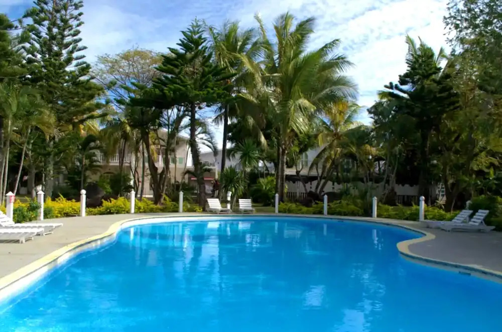 House With in Pereybere With Pool Access and Enclosed Gard