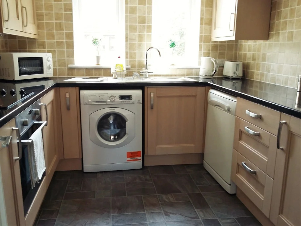 Modern 2 Bedroom Glasgow Apartment