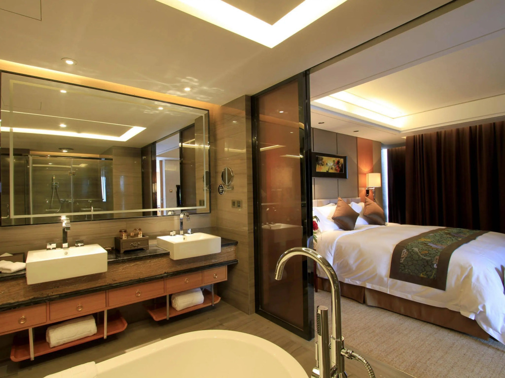 Zhangjiagang Zhonglian GDH International  Hotel