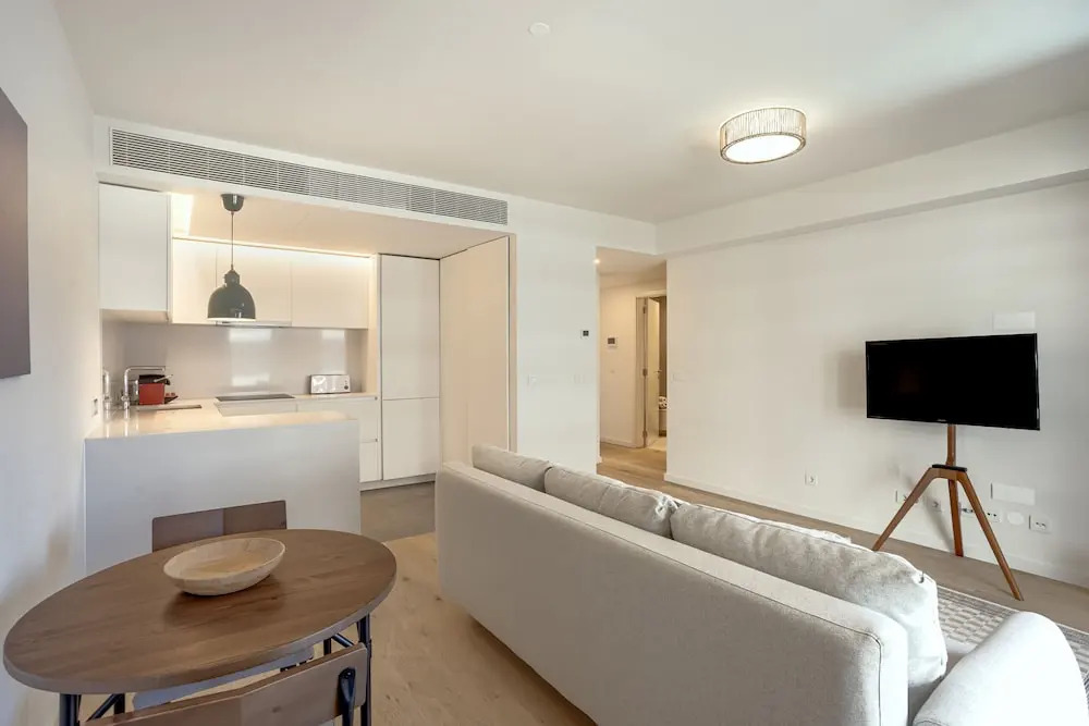 Modern Lisbon W Balcony AND Pool II by Homing