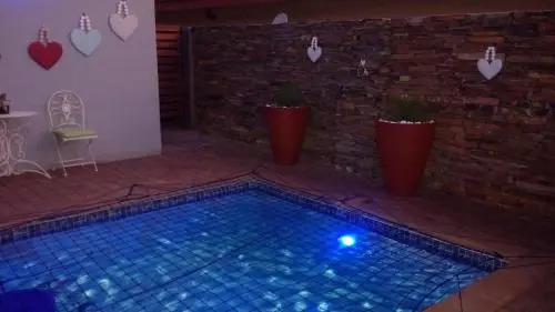 Dinaledi House