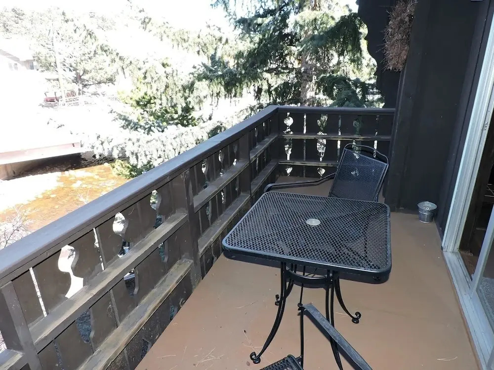 Elkhorn One Bedroom Condo with River View from Deck and Walking Distance to Estes Park - #3262 by RedAwning