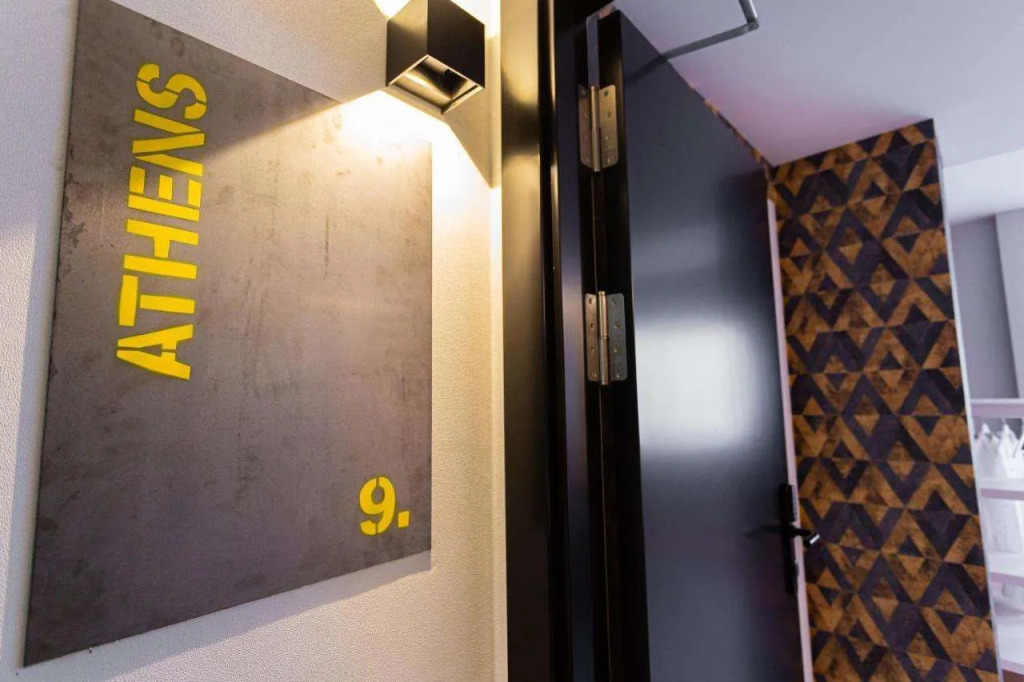 Fly Rooms Madrid Airport
