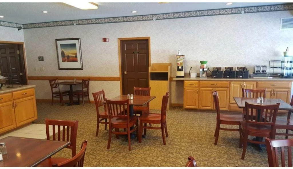Country Inn Walker