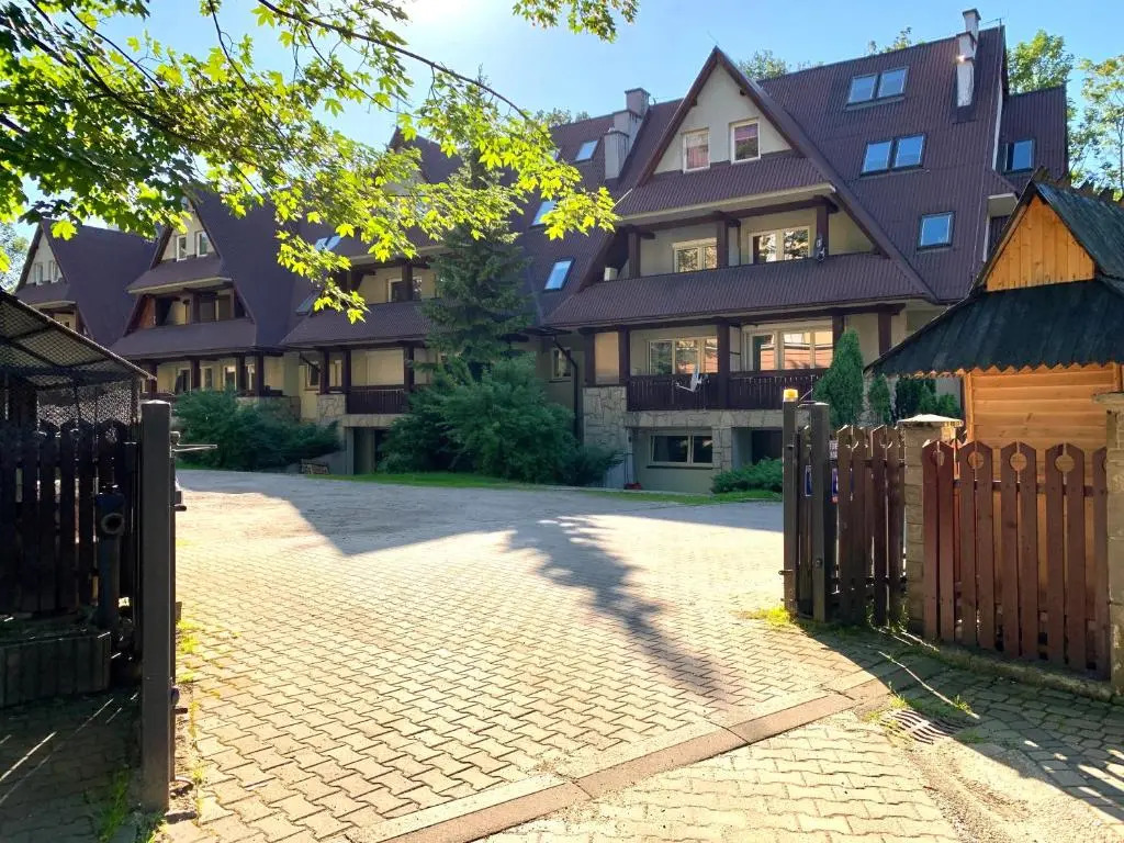 APARTAMENT GIMNAZJALNA 8a