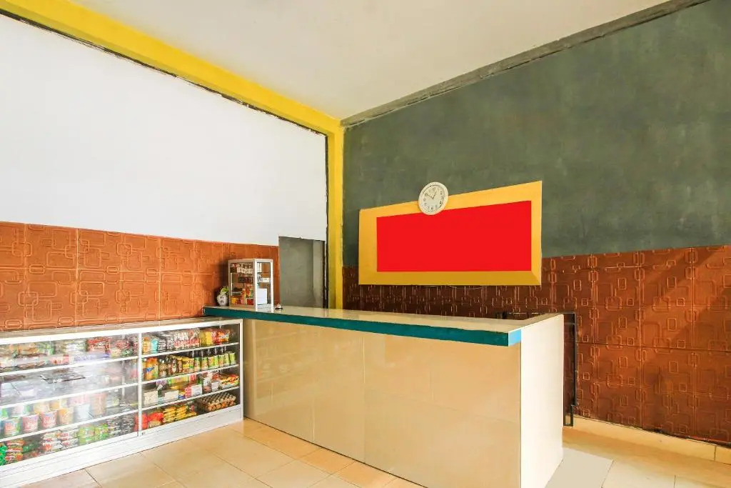 OYO 91855 Big Hotel Kendari