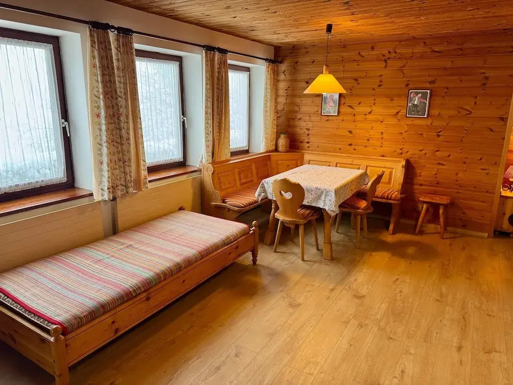 Farmhouse Near Afritzer See & Verditz Trails