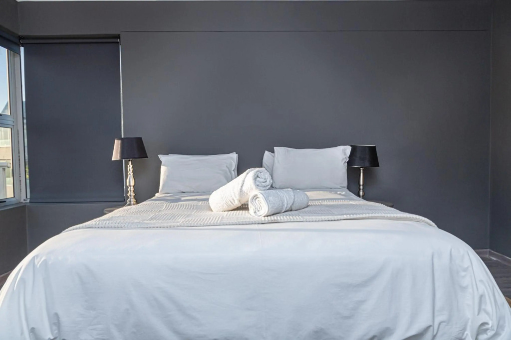 Spacious Luxury 3 Bedroom Apartment B401 Sea Spray