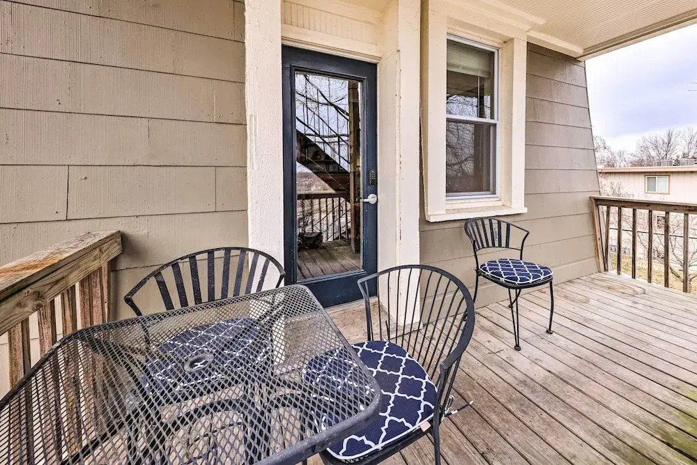 Walkable KC Home Base! Near Sports Events & Fun