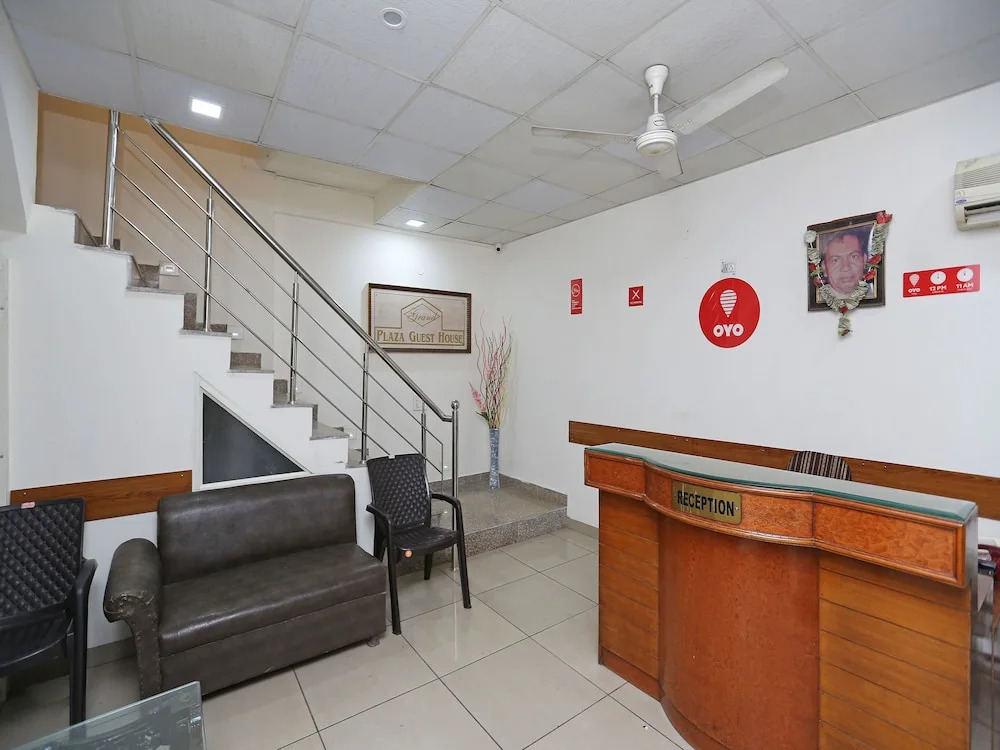 OYO Flagship 9554 Hotel Grand Plaza