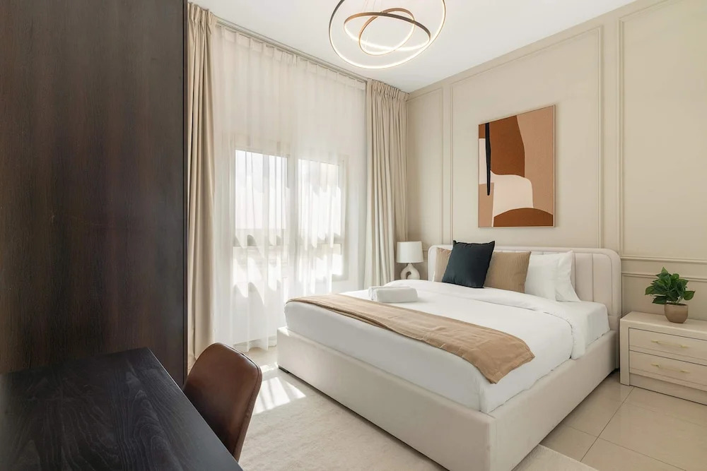 Silkhaus New 1bdr Stay at Dubai Production City in Centrium Tower