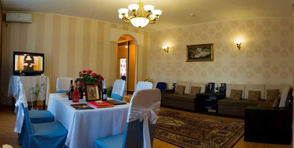 Nobel Hotel