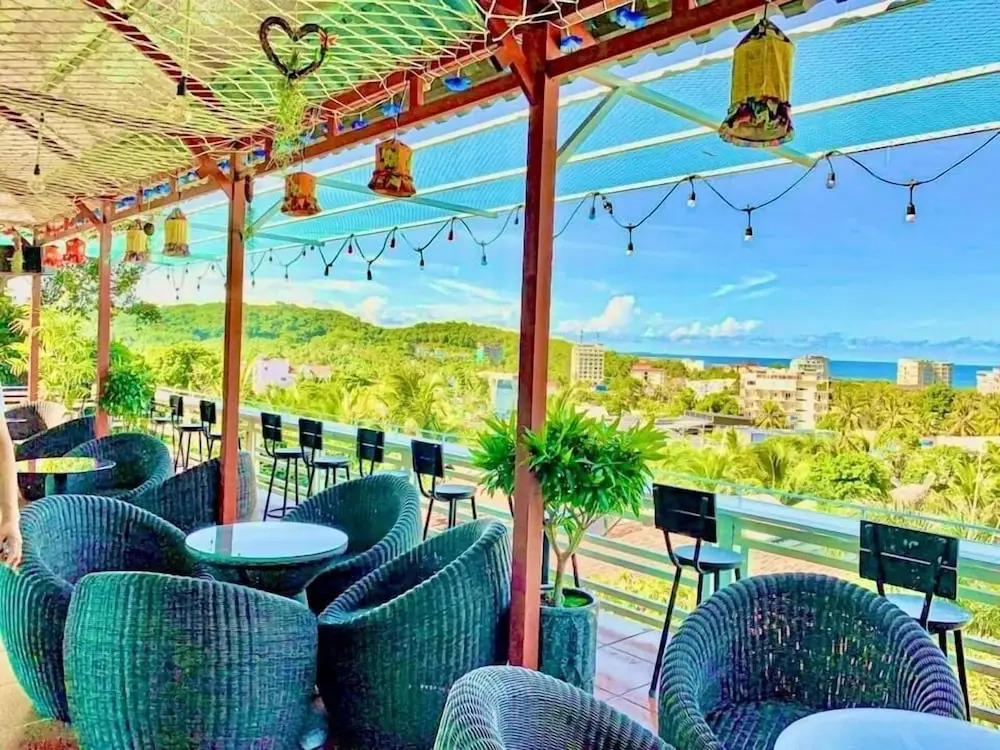 Cali Hill Resort & Spa