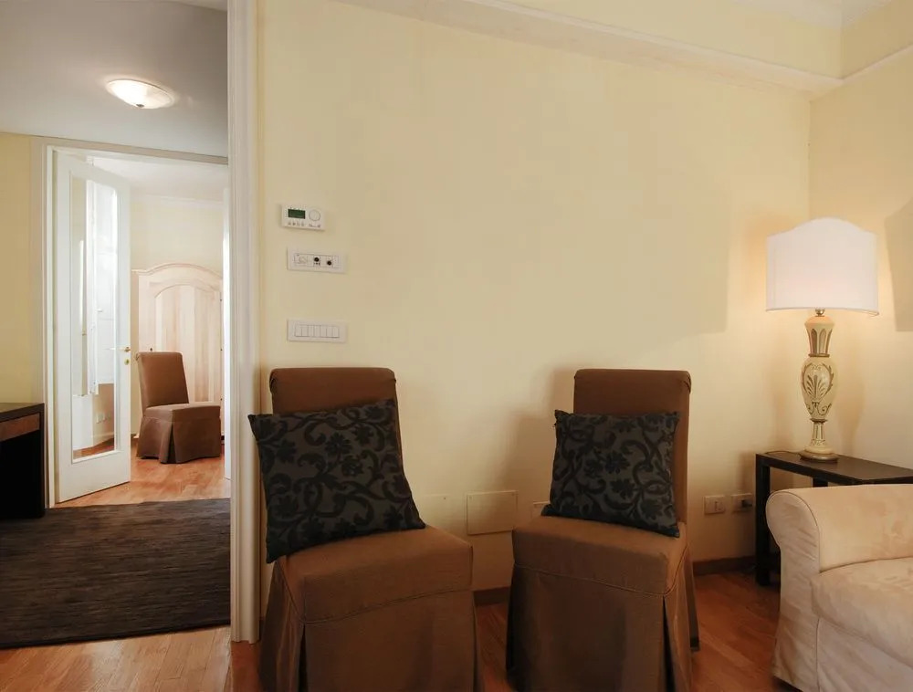 Posh Neighbourhood Apartment