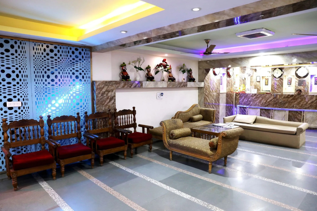Airport Hotel The Paramont