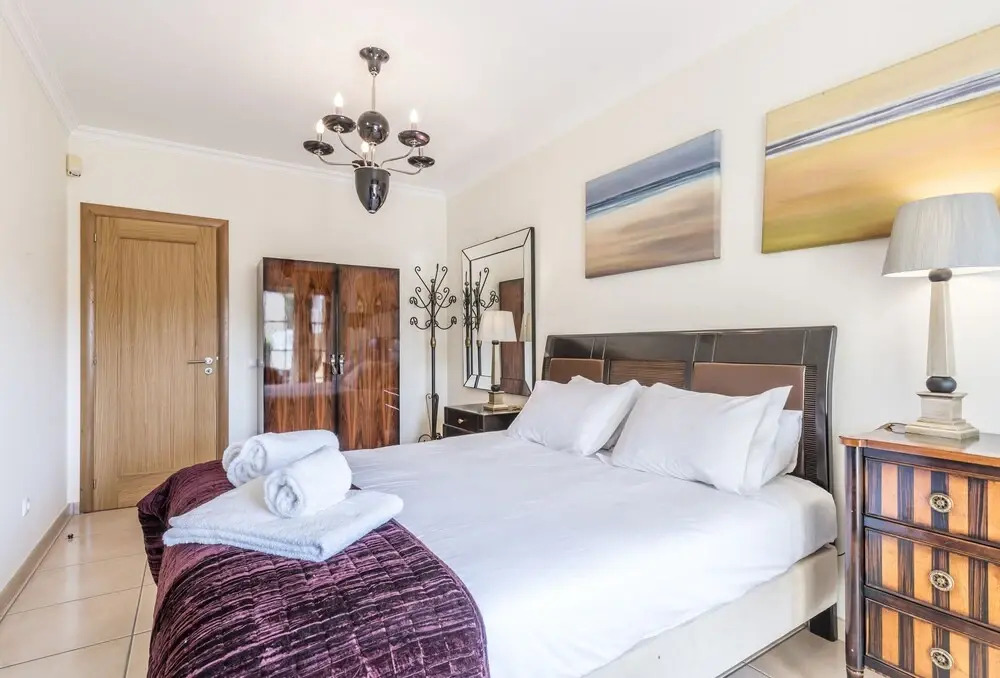 CheckinCheckout - VillaMoura with Private Pool