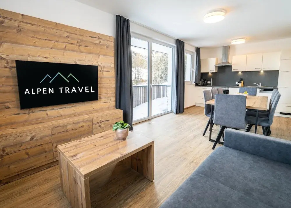 Spacious Apartment With Terrace for 8 Guests