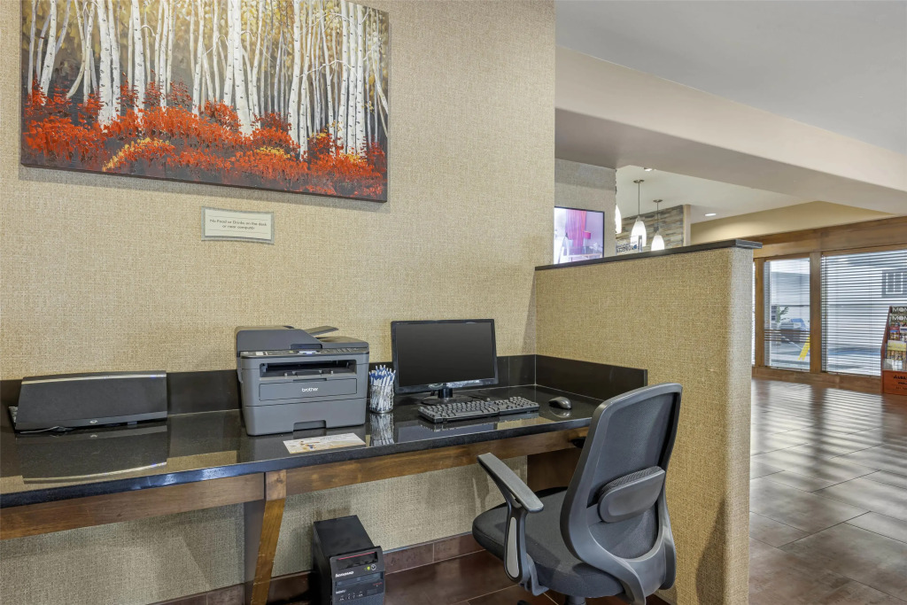 Best Western Plus Prairie Inn