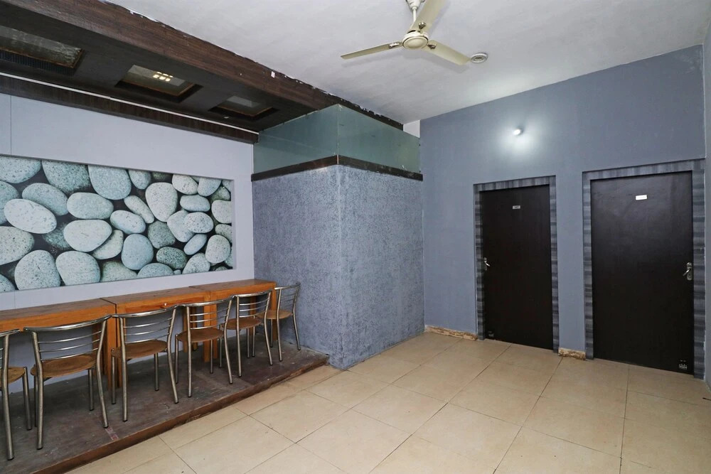 Oyo 22946 Sbg Inn