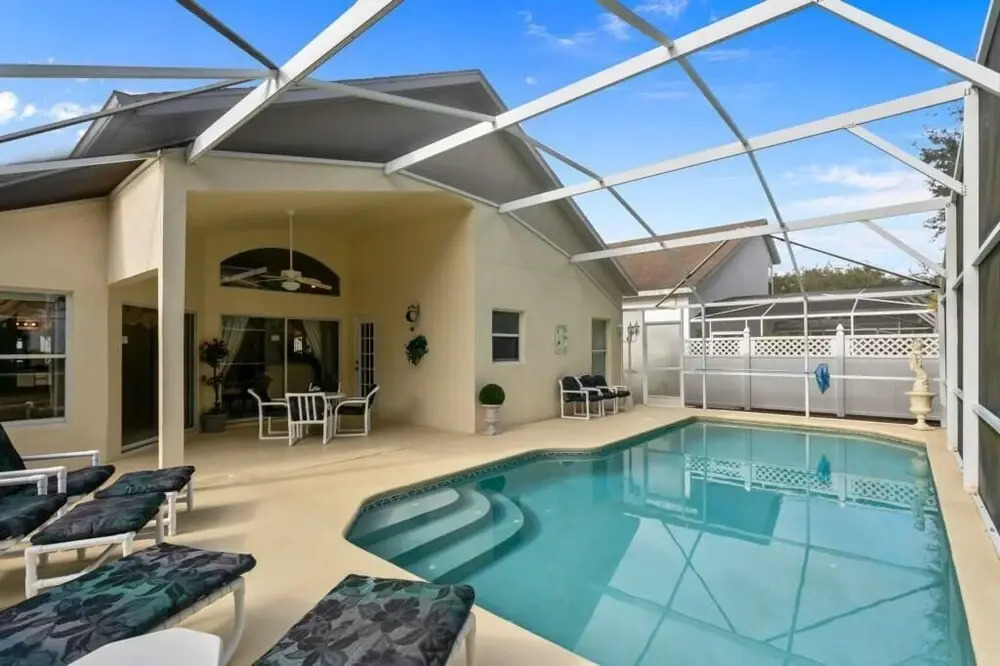 Hampton Lakes 4 Bedroom Home Private Pool 15 Min to Disney