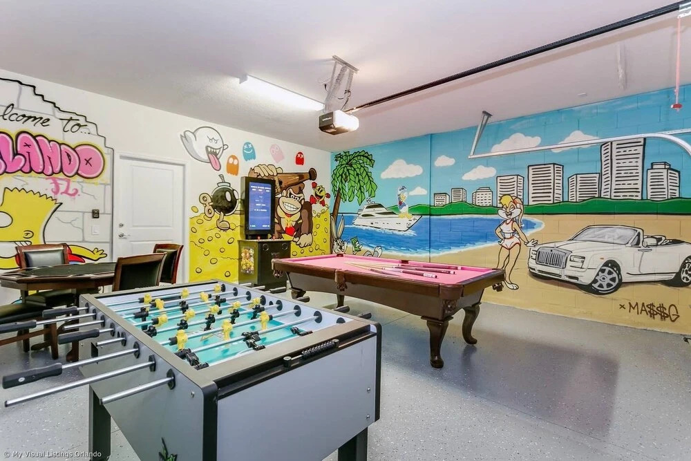Luxury and Style! BIG Pool Area and Game Room in Solterra 6br/4.5 Bath #7st564