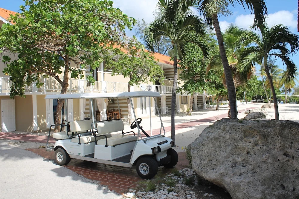 Moomba B&B Ocean Front Hostal