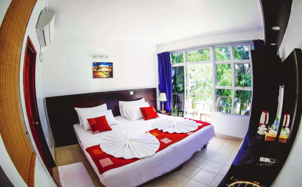 Sunny Suites Inn