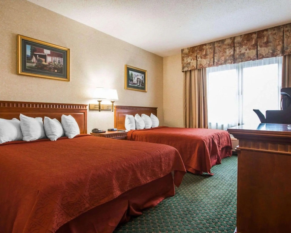 Point Hotel Queensbury - Lake George