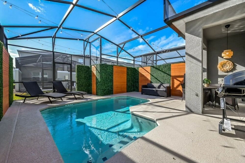 Luxury 5BR Home w/ Private Pool Near Disney