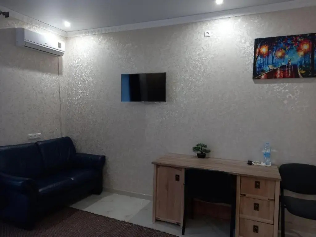 Готель River House