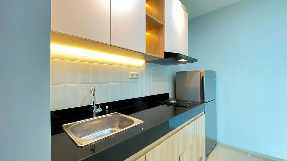 Cozy And Enjoy Living 1Br At Citralake Suites Apartment