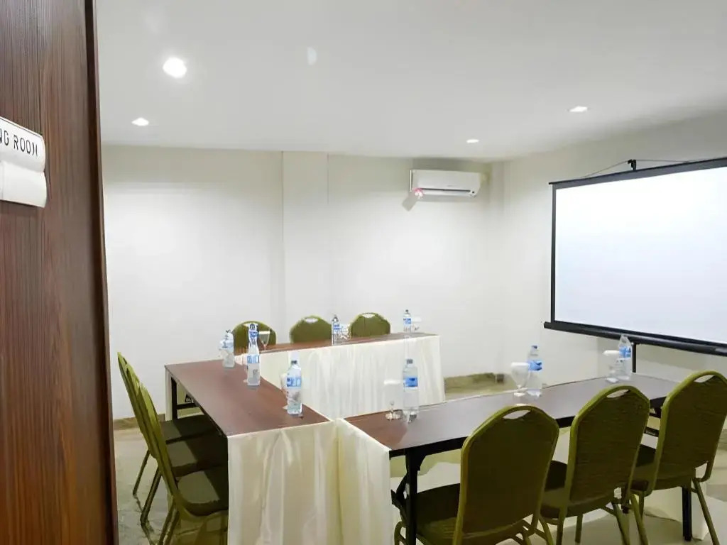 Sans Vibes Jasmine Suite TB Simatupang