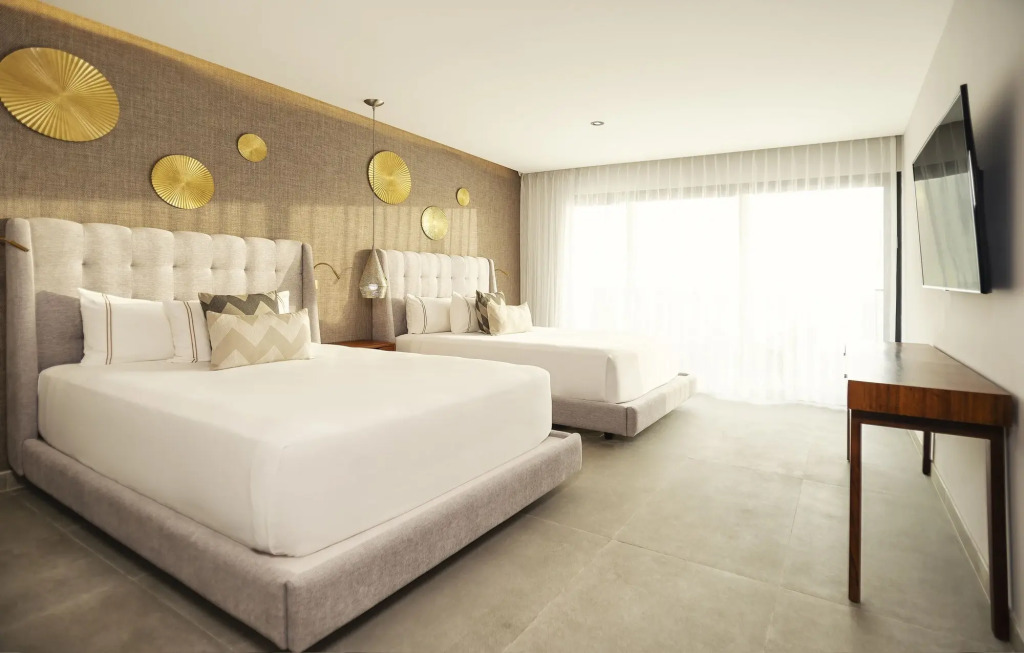 The Fives Oceanfront