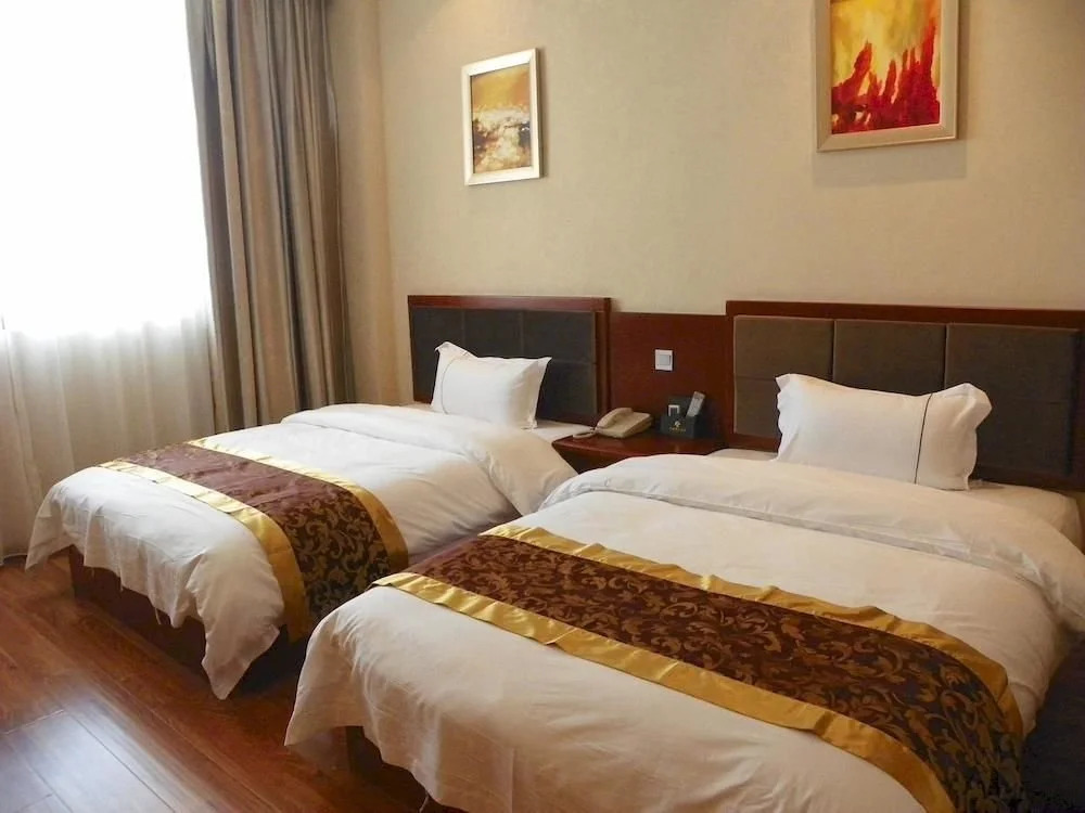 Wuzhou Minren Hotel