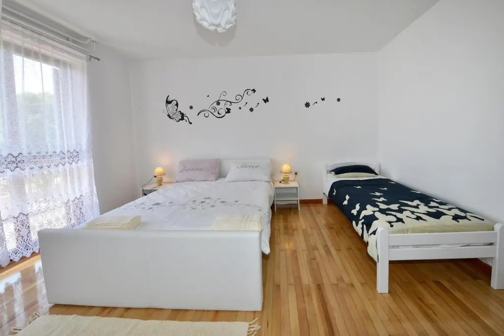 Apartment Kuki (PRC159)
