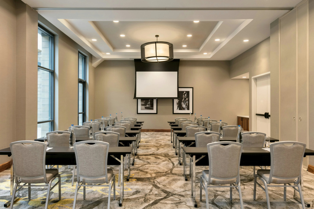 Embassy Suites By Hilton Berkeley Heights