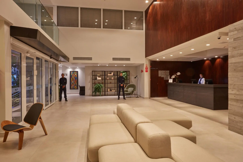 Flix Hotel