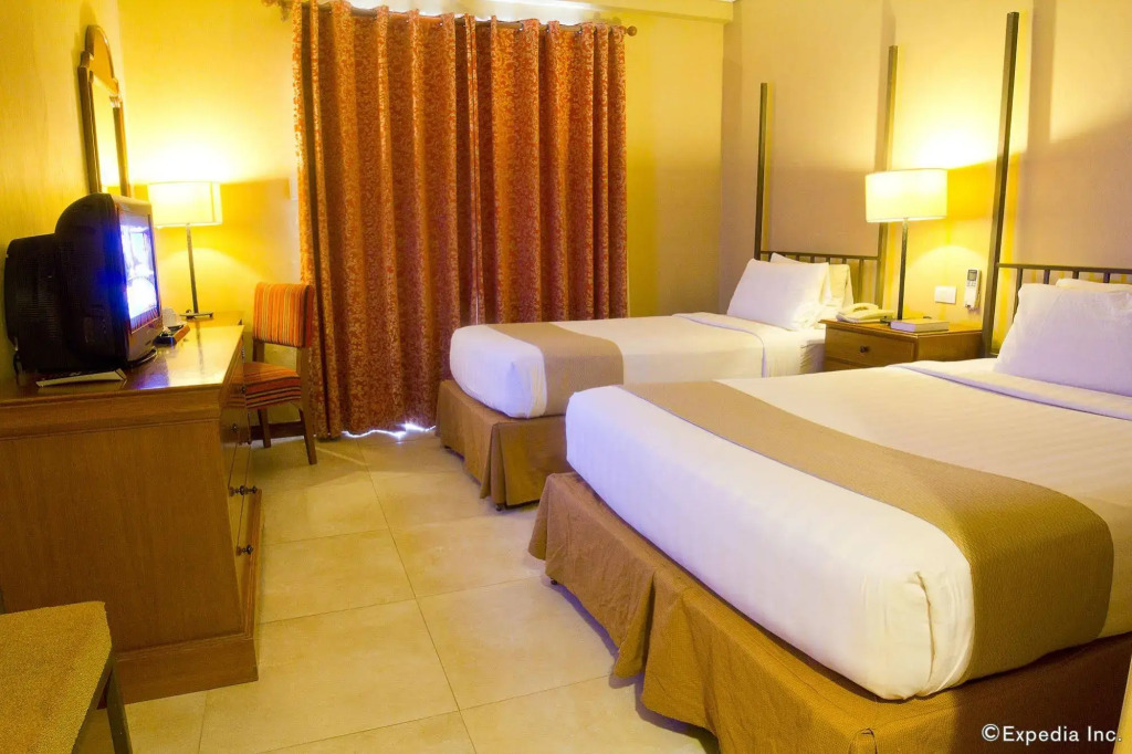 Crown Regency Prince Resort