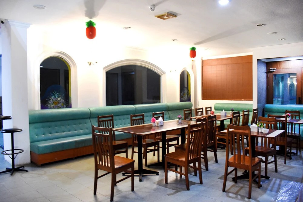 Penuin Hotel