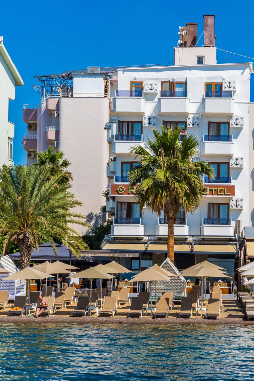 Reis Beach Hotel&Restaurant