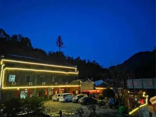 Tiantangzhai Laozhujia Farmhouse Inn