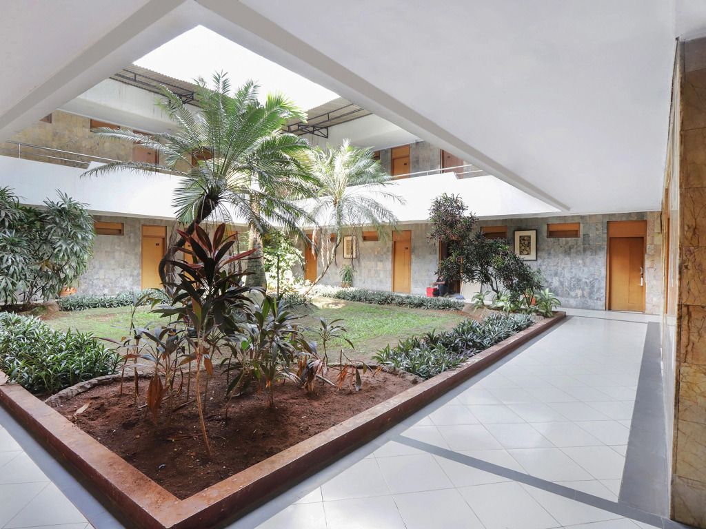 OYO 919 Hotel Kalisma Syariah Near RS Pelni