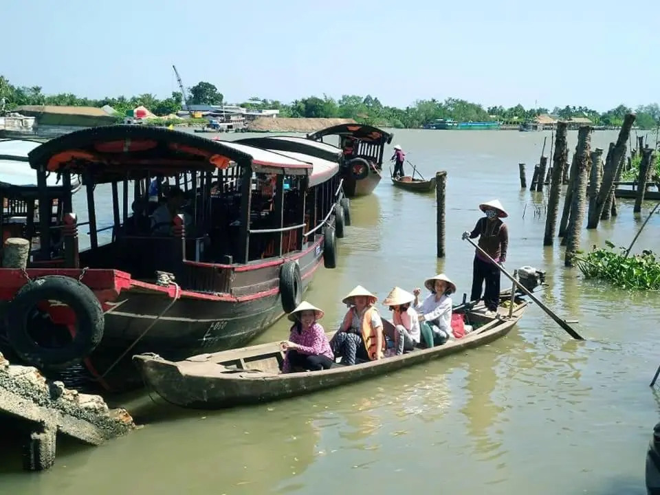 Hà Phan Holiday House