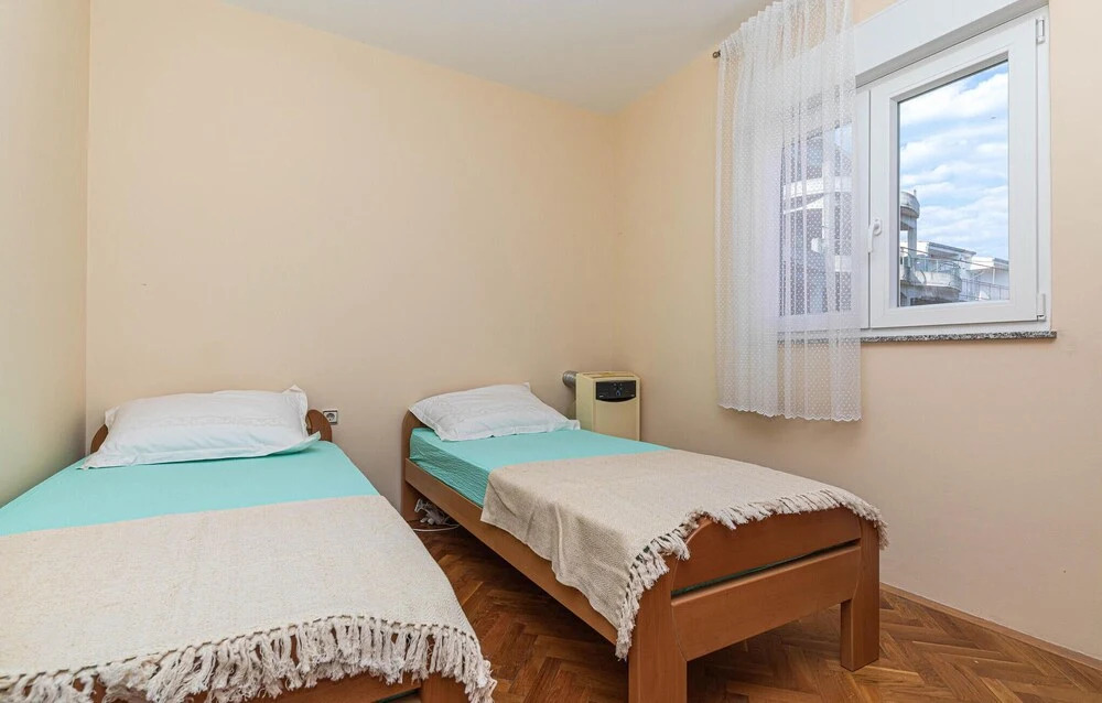 Beautiful Apartment in Kastel Sucurac With 3 Bedrooms and Wifi