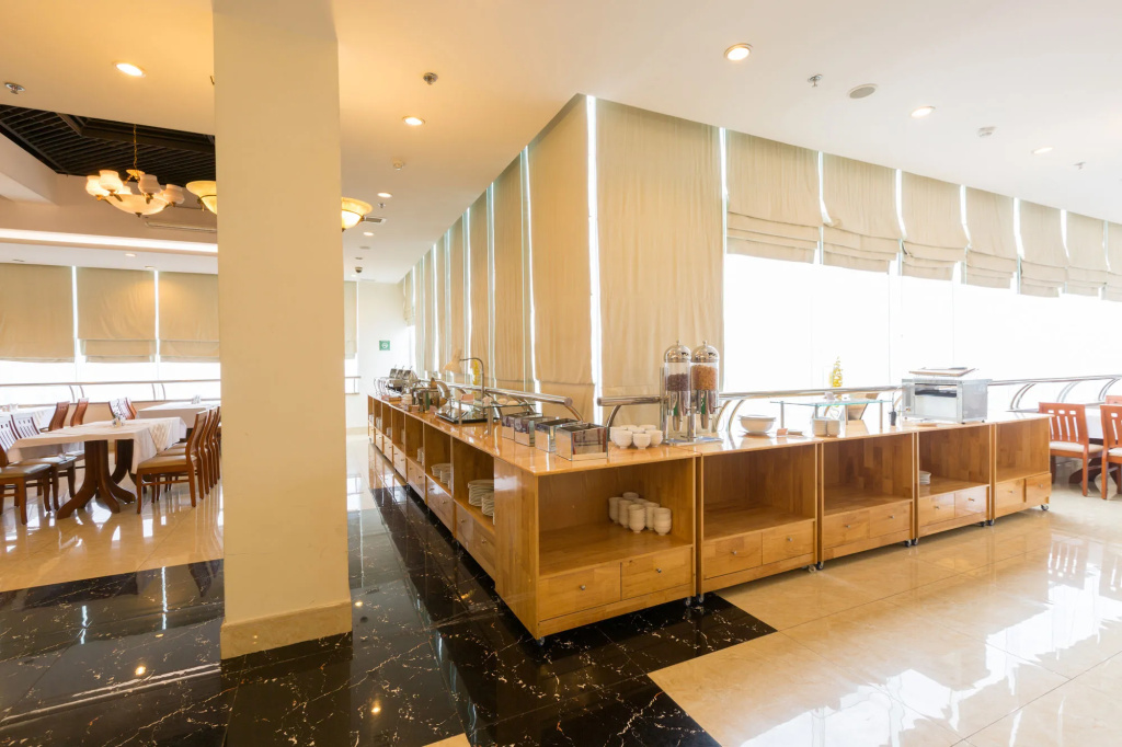 Happy Life Hotel District 7 Gần SECC