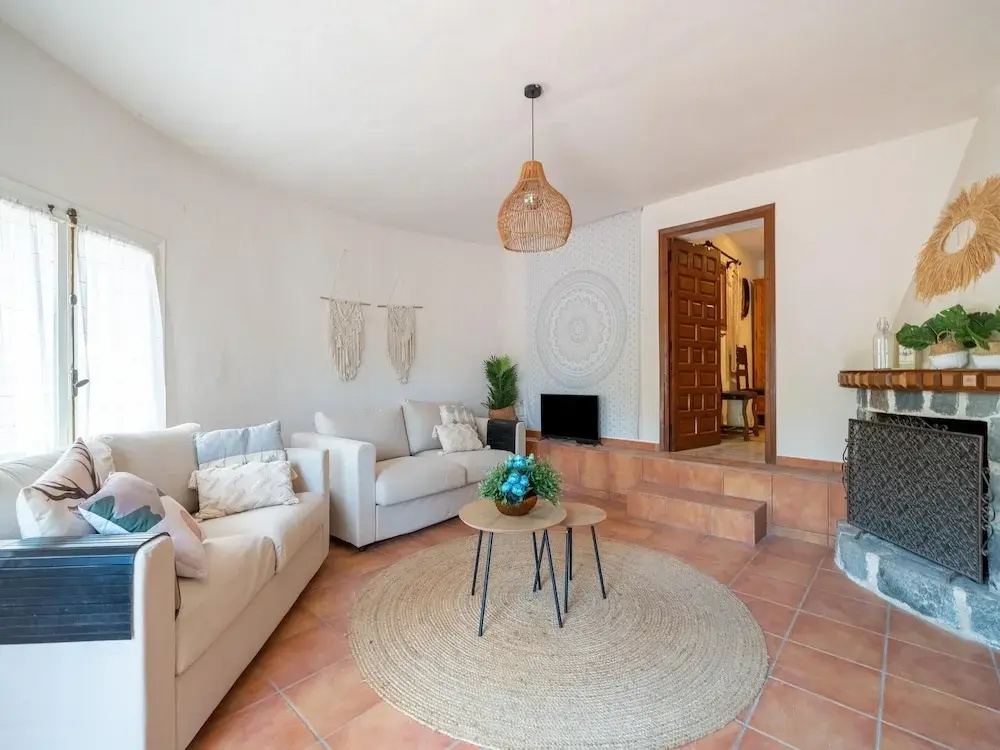 Great Holiday Home in Benissa With Pool