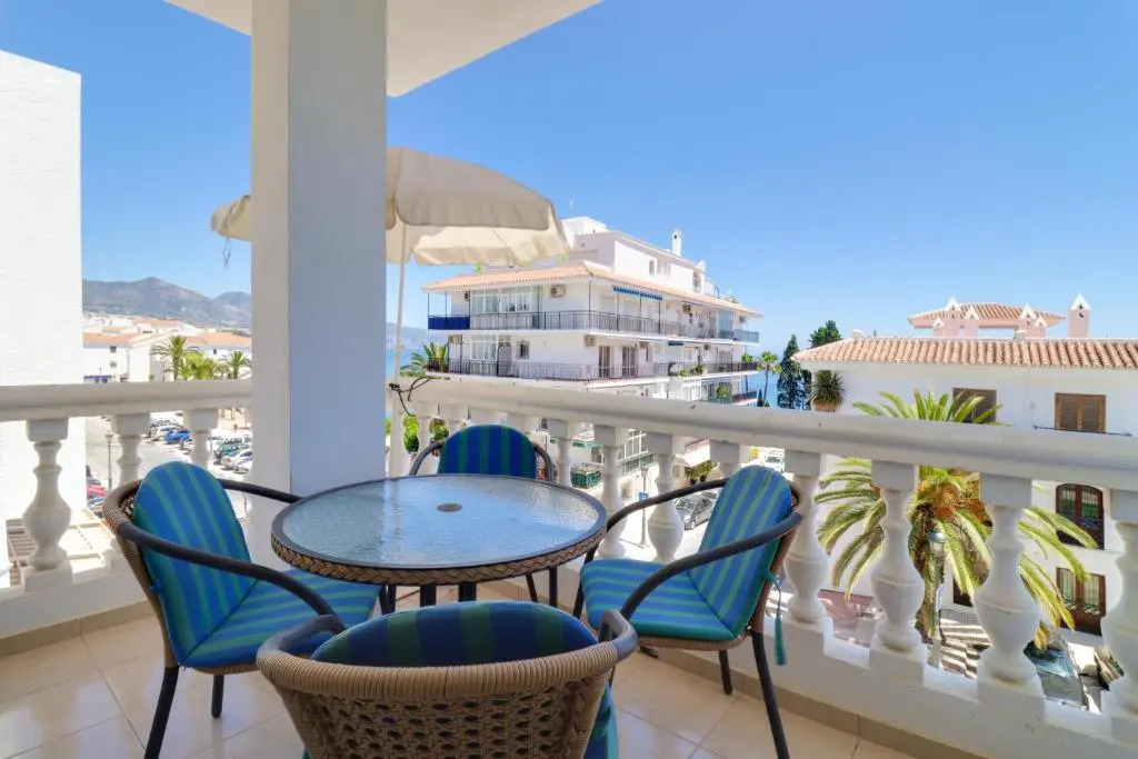 2 bedroom apartment Paradorares Ne
