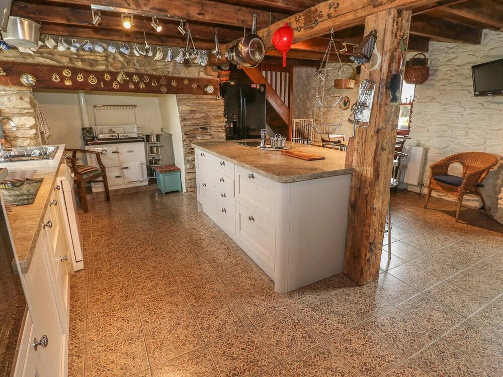 Gwryd Bach Farmhouse