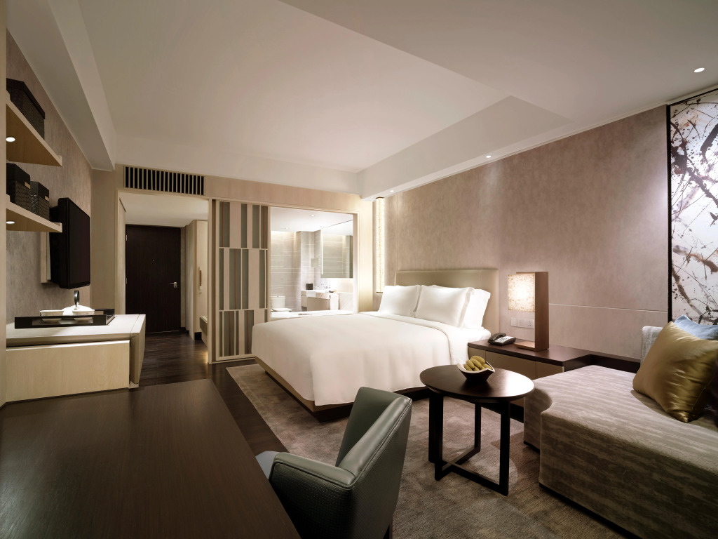 New World Makati Hotel, Manila